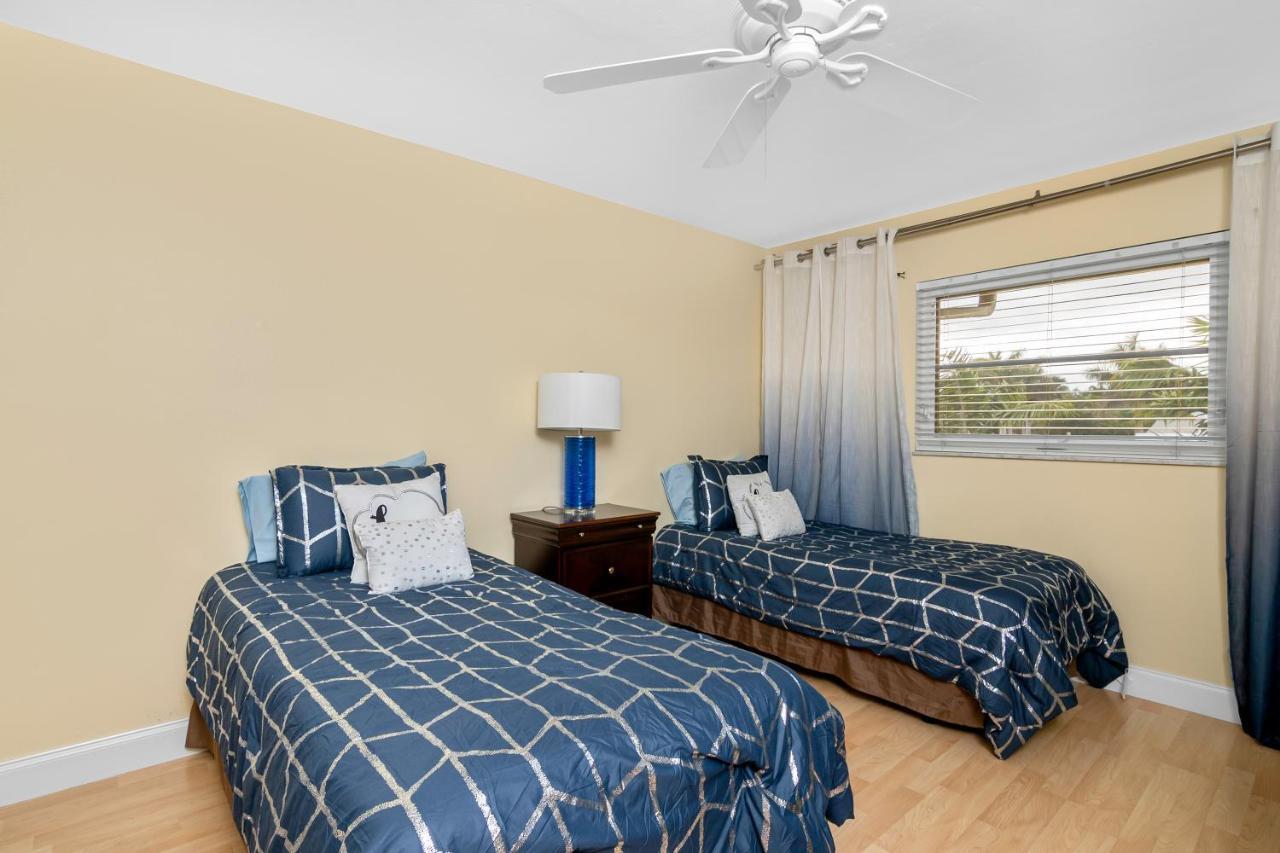 Hidden Gem 813 Apartment Naples Exterior photo